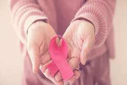  معاون درمان دانشگاه: ماموگرافی حیاتی‌ترین ابزار برای تشخیص زودهنگام و درمان موفق سرطان سینه است